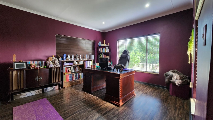 4 Bedroom Property for Sale in Melodie North West